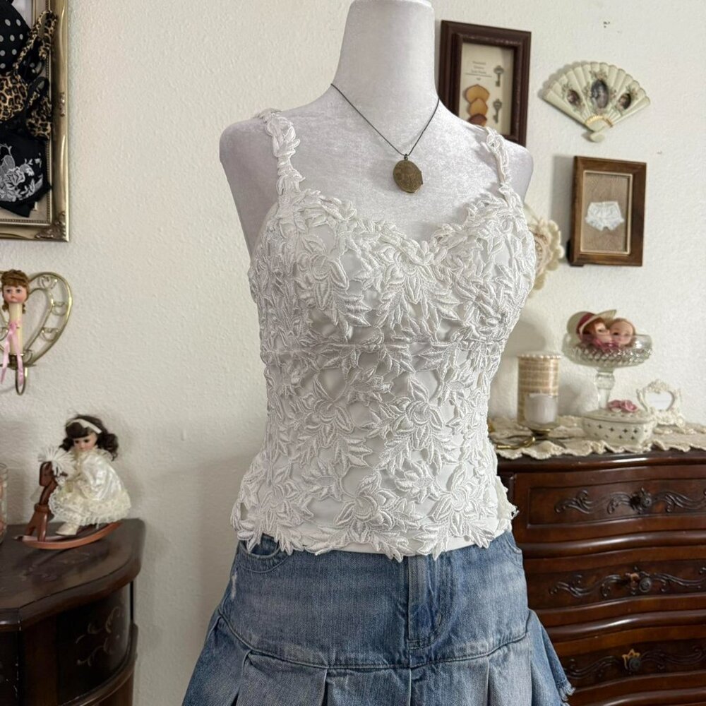 y2k fairy grunge whimsical floral appliqué cami - Picture 3 of 6
